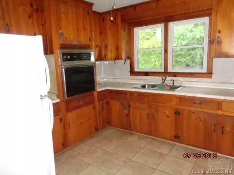 116 Glen Dale Dr, Spruce Pine, NC 28777 photo 5