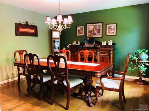 202 Latimer Ln, Morganton, NC 28655 photo 2