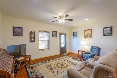 4214 Boulder Dr, Morganton, NC 28655 photo 4