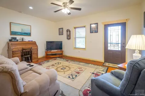 4214 Boulder Dr, Morganton, NC 28655 photo 3