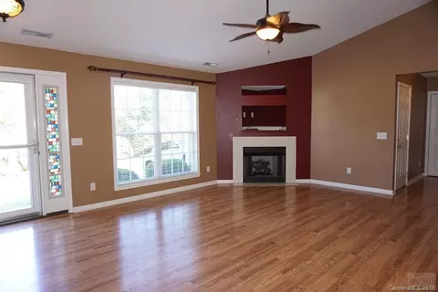 122 Doe Run Ct, Morganton, NC 28655 photo 11