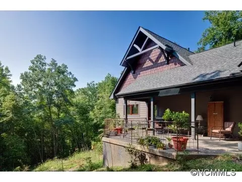 101 Log Gap Rd, Fairview, NC 28730 photo 14