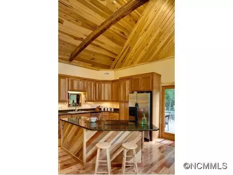 101 Log Gap Rd, Fairview, NC 28730 photo 8