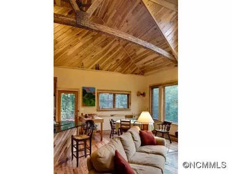 101 Log Gap Rd, Fairview, NC 28730 photo 3