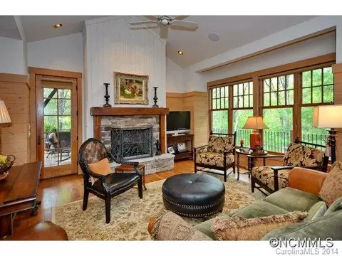 42 Timber Trce, Brevard, NC 28712 photo 2
