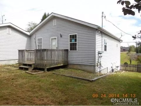 110 Ab Mills Ave, Brevard, NC 28712 photo 2