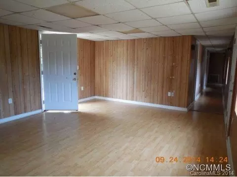 110 Ab Mills Ave, Brevard, NC 28712 photo 6