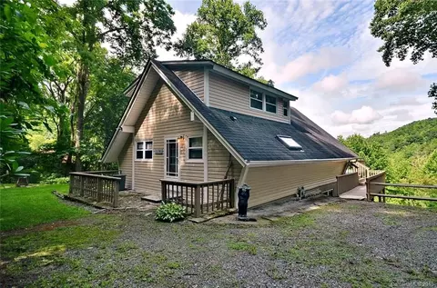 138 Misty View Dr, Clyde, NC 28721 photo 1
