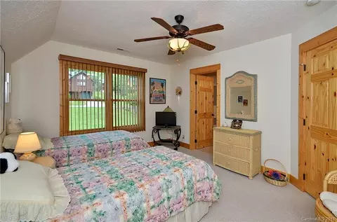 284 Panoramic Loop, Maggie Valley, NC 28751 photo 18