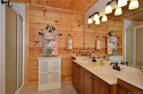 284 Panoramic Loop, Maggie Valley, NC 28751 photo 14