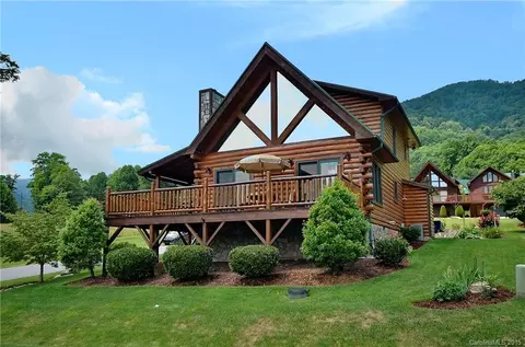 284 Panoramic Loop, Maggie Valley, NC 28751 photo 1