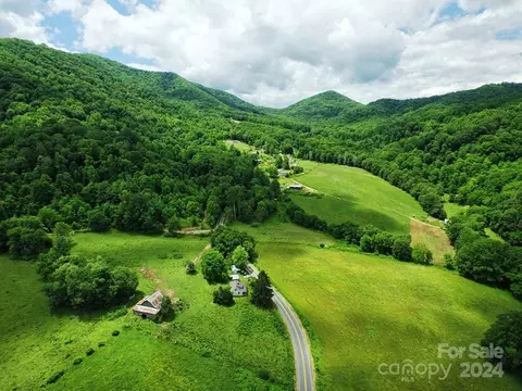 00 Hwy 209 Hwy, Hot Springs, NC 28743