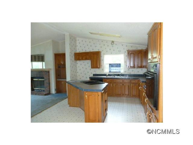 8 Felix Rd, Murphy, NC 28906 photo 4