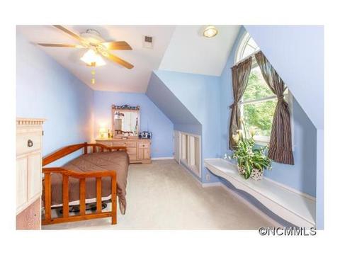 200 Crestview Dr, Brevard, NC 28712 photo 10