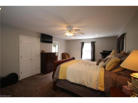 200 Crestview Dr, Brevard, NC 28712 photo 21