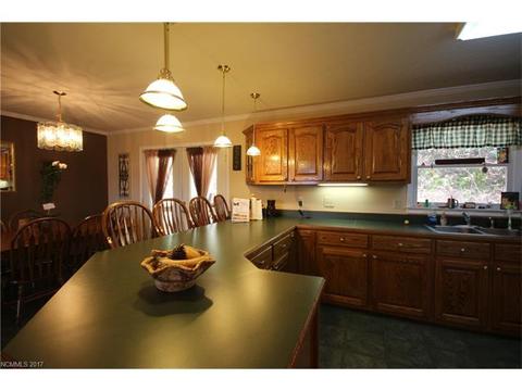 200 Crestview Dr, Brevard, NC 28712 photo 20