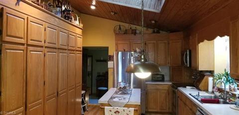 178 Richardson Trl, Lowgap, NC 27024 photo 31