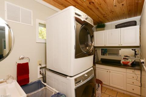 1241 Blackberry Ridge Rd, High Point, NC 27265 photo 39