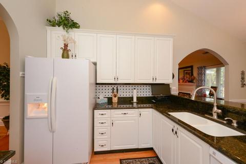 1241 Blackberry Ridge Rd, High Point, NC 27265 photo 32