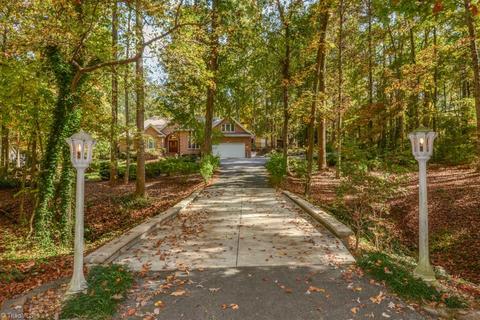 1241 Blackberry Ridge Rd, High Point, NC 27265 photo 3