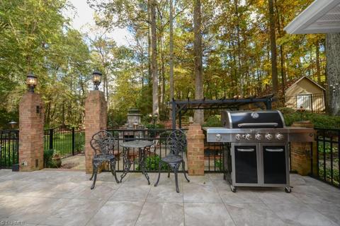 1241 Blackberry Ridge Rd, High Point, NC 27265 photo 17