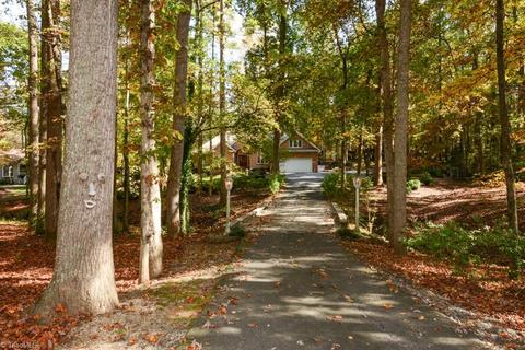 1241 Blackberry Ridge Rd, High Point, NC 27265 photo 4