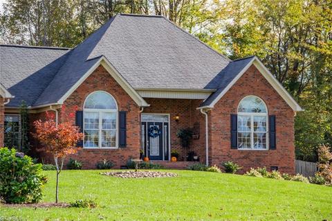 3008 Autumn Acres Ln, Trinity, NC 27370 photo 3
