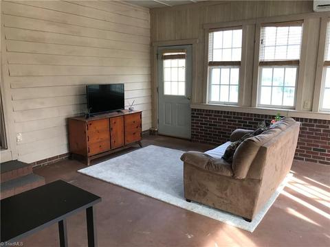 1055 Eve Rd, Pilot Mountain, NC 27041 photo 10