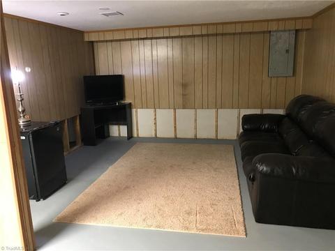 1055 Eve Rd, Pilot Mountain, NC 27041 photo 21