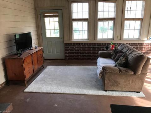 1055 Eve Rd, Pilot Mountain, NC 27041 photo 8