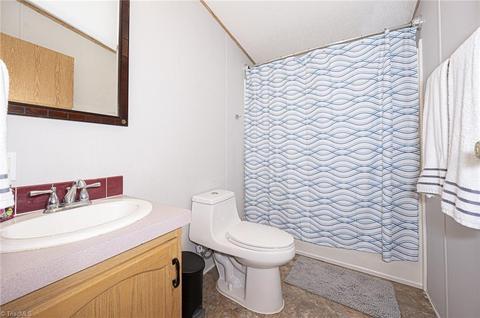 1204 Sawbriar Rd, Pinnacle, NC 27043 photo 27