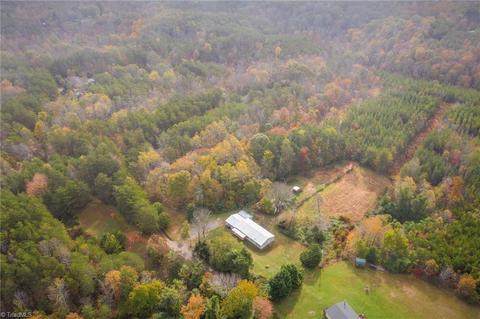 1204 Sawbriar Rd, Pinnacle, NC 27043 photo 29