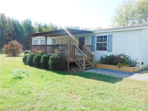 10690 Haystack Rd, Thurmond, NC 28683 photo 4
