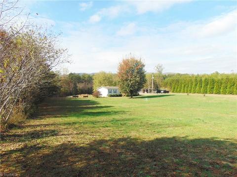 10690 Haystack Rd, Thurmond, NC 28683 photo 1