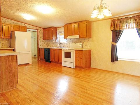 10690 Haystack Rd, Thurmond, NC 28683 photo 7