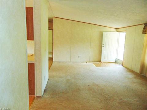 10690 Haystack Rd, Thurmond, NC 28683 photo 6