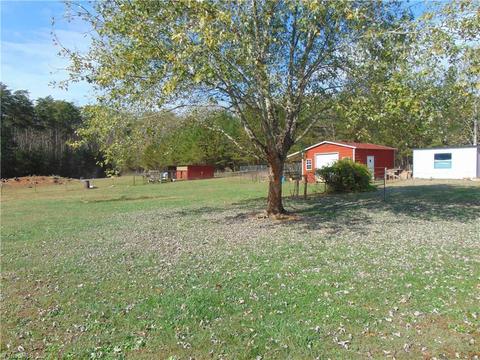 10690 Haystack Rd, Thurmond, NC 28683 photo 14