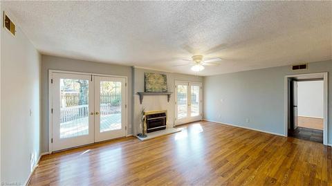 201 Unity St, Thomasville, NC 27360 photo 5