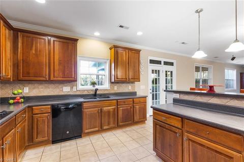 2321 Scouting Ct, High Point, NC 27265 photo 17