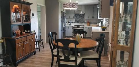 2452 Collinstown, Stuart, VA 24171 photo 19