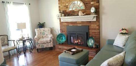 2452 Collinstown, Stuart, VA 24171 photo 9