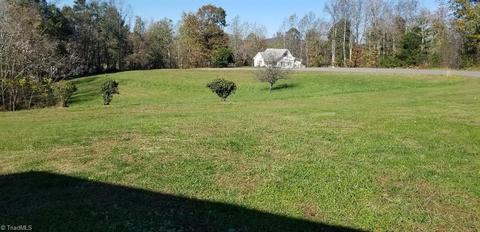 2452 Collinstown, Stuart, VA 24171 photo 38