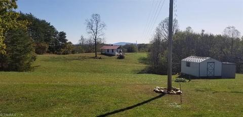 2452 Collinstown, Stuart, VA 24171 photo 41