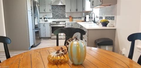 2452 Collinstown, Stuart, VA 24171 photo 14