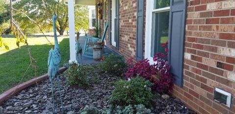 2452 Collinstown, Stuart, VA 24171 photo 37