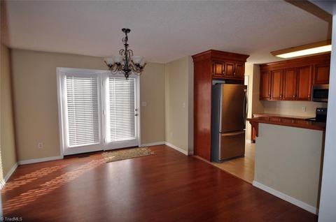 915 Corner Rd, Pinnacle, NC 27043 photo 5