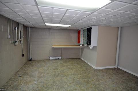 915 Corner Rd, Pinnacle, NC 27043 photo 18