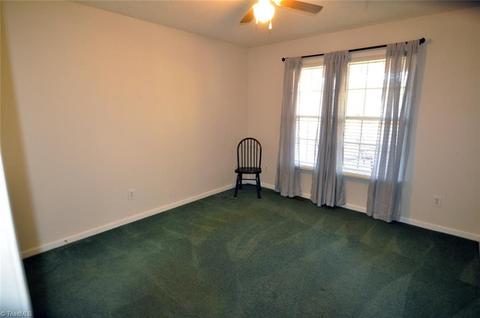 915 Corner Rd, Pinnacle, NC 27043 photo 12