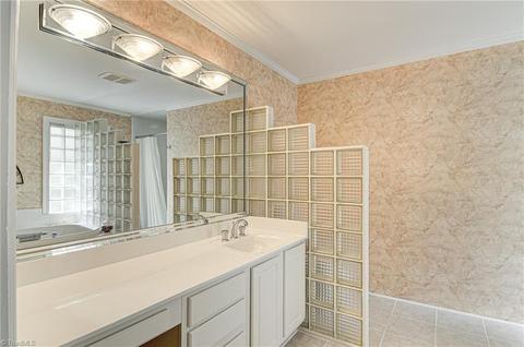 1243 Devonshire Ave, High Point, NC 27262 photo 23