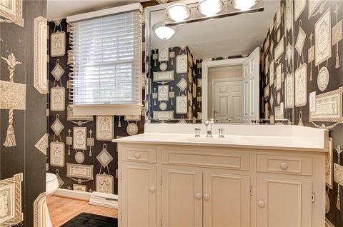 1243 Devonshire Ave, High Point, NC 27262 photo 34